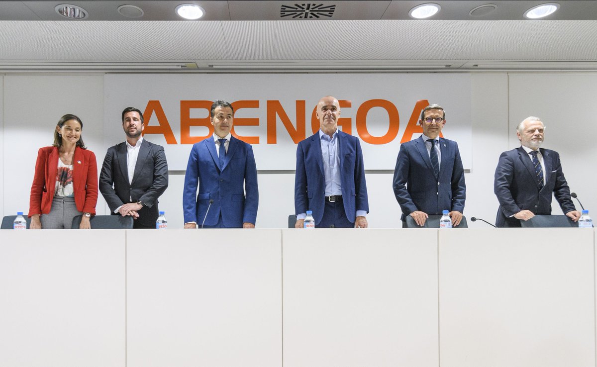 Nueva entrega de mi newsletter sobre actualidad económica andaluza: El futuro de Abengoa bajo la propiedad de Cox Energy. Suscríbase o leála completa aquí 👉🏻 eepurl.com/ilYb4U