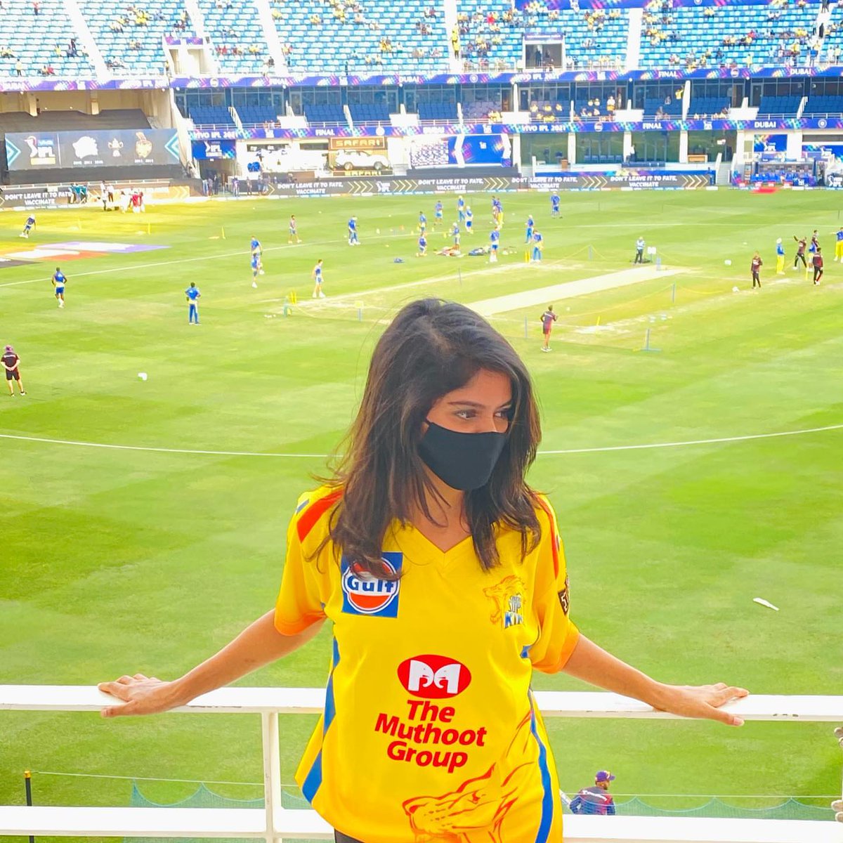 ILovinaSinga's tweet image. 1. 671 crew members
2. 461 Runs in IPL 2013 Season
3. Suresh Raina (16 balls)

#CrusingKingsContest
@CordeliaCruises