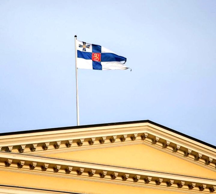 Happy first of May! 🍀🥂☀️♥️🦁🇫🇮 #vappu #firstofmay #finland
📷 MF archive