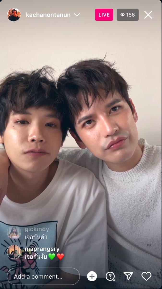 TaoKachaFan's tweet photo. พี่มาแล้วน้องงงงง!! กรี้ดดดด!! 

#เต๋าคชา 💚❤️
#Taostp #Kachanontanun https://t.co/QEr5fyeLrO