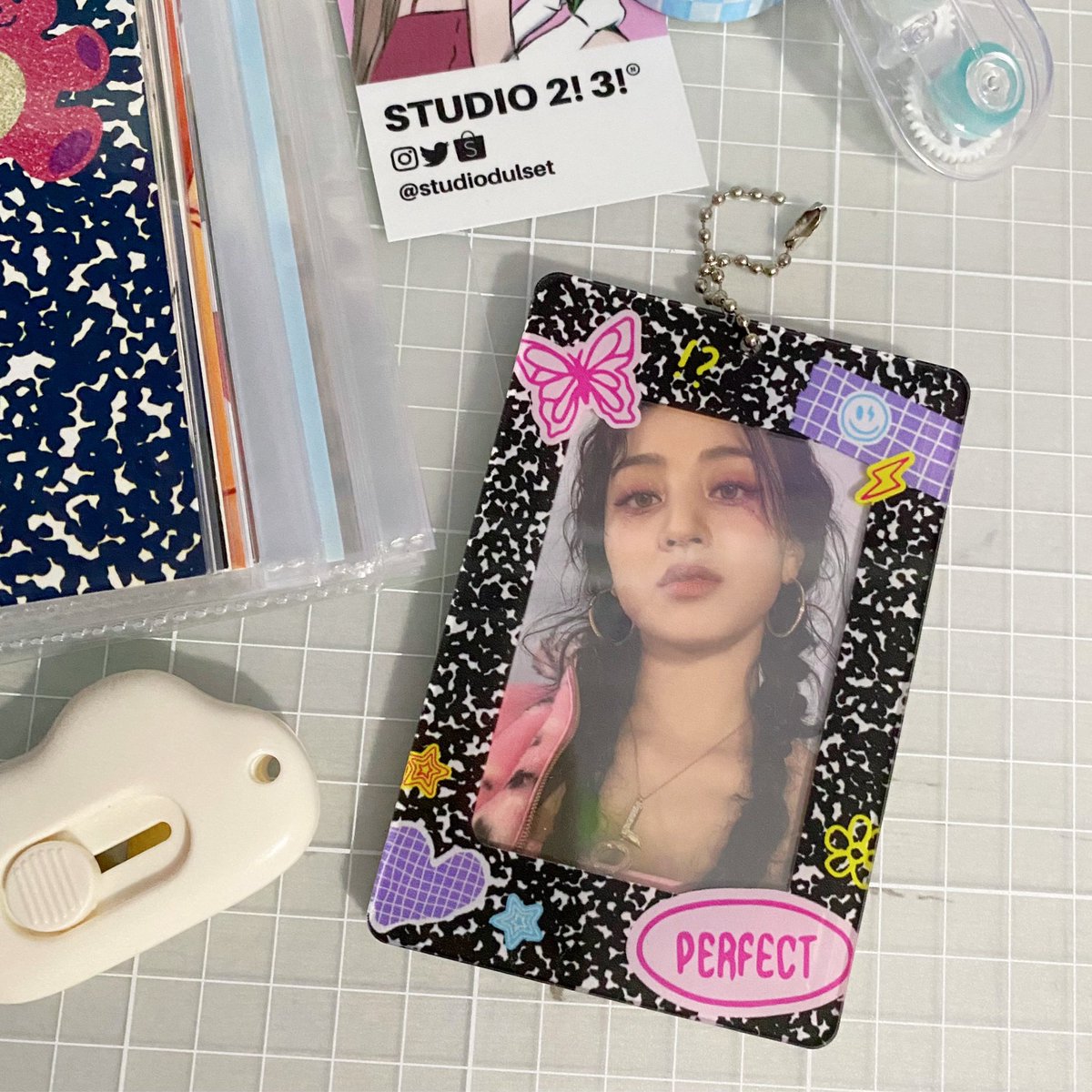 studiodulset's tweet photo. last 7 days to pre-order ✨

COMPOSITION BOOK 📓🖤
ACRYLIC PHOTOCARD HOLDER

₱375.00 each • 15 slots only

DOO &amp; DOP : May 7

FORM : https://t.co/K5yFh6eu2m https://t.co/Ozr09rH0Vg