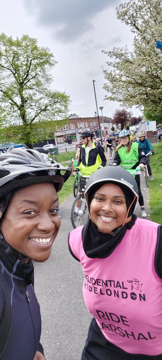 CllrAnyanwuLab's tweet photo. Hats off to Miss Omar who cycled all the way from South West London to help marshal our community bike ride yesterday in Enfield. She did a great job 👏🏽 cool, calm and collected 😎 @Auntiekay28 https://t.co/HUMPbc5BAV