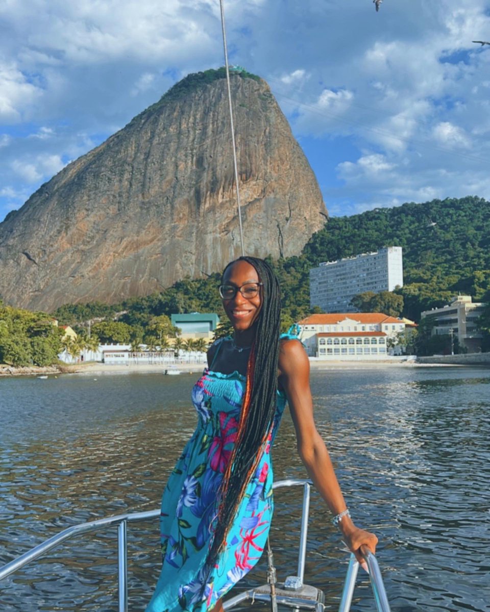 _gatanera's tweet photo. Mais um dia na cidade maravilhosa 🧜🏾‍♀️☀️ https://t.co/IrQSQsIhfC