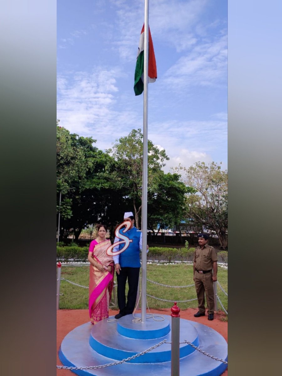 Today Flag Hoisting at Office (Mumbai)
महाराष्ट्र दिनाच्या हार्दिक शुभेच्छा!!
!!!जय महाराष्ट्र!!!