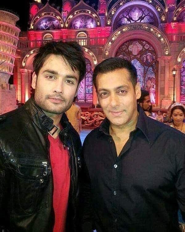 #TradingView #SalmanKhan #sharukhan #shaktiastiva #madhubala #Vivian #dsena #Udaariyaan #viviandsena
