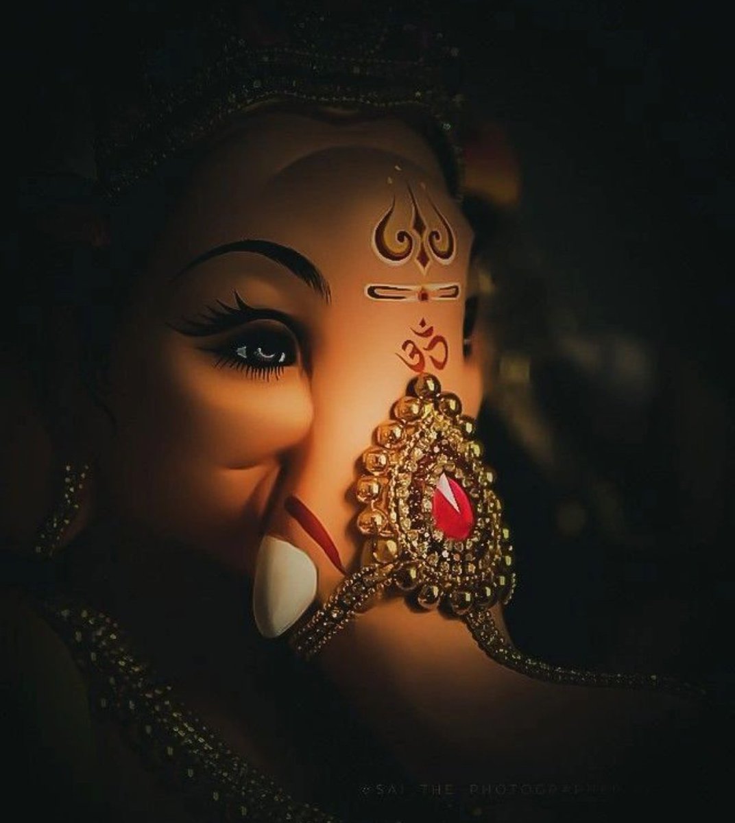 इस दुनिया में आए है तो ये हुनर भी सीखना होगा, सिर्फ दुश्मनों से ही नहीं अपनो से भी संभाल के रहना होगा ।🔥
#नमस्कार #मित्रो
💞💞💞💞💞💞💞💞💞💞💞💞
