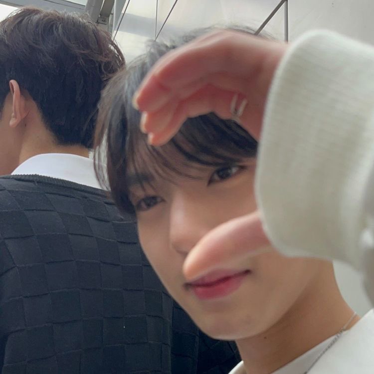 🐭’’ clokiku tweet media