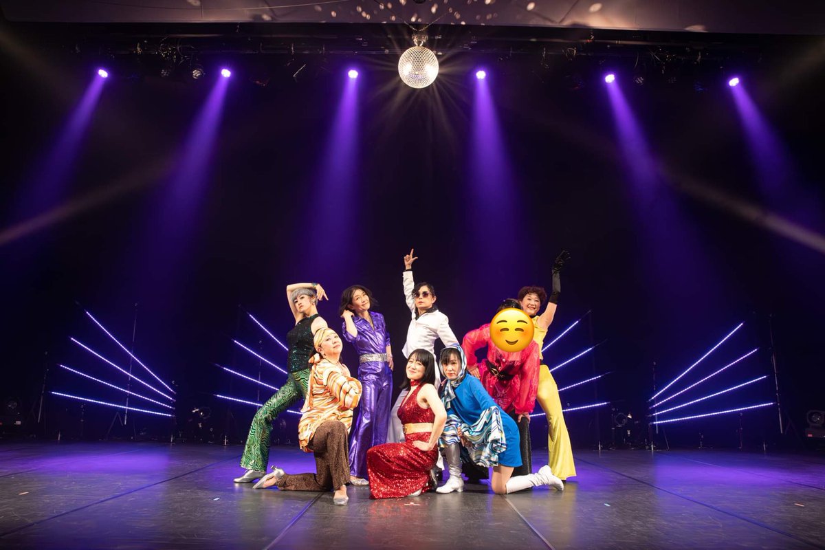 shouwa_lady's tweet photo. 昭和の日無事終演いたしました🌹
たくさんの応援本当にありがとうございました!!ずっと手拍子…ありがとうございます🙇♀️来年も昭和の日にまたお会いしましょう❣️
コメント、画像ご覧ください!!
写真 yixtape
#���和レディ #昭和の日 #ダンス公演 #ありがとう #yixtape #軟石や https://t.co/eVBHHEpTpn