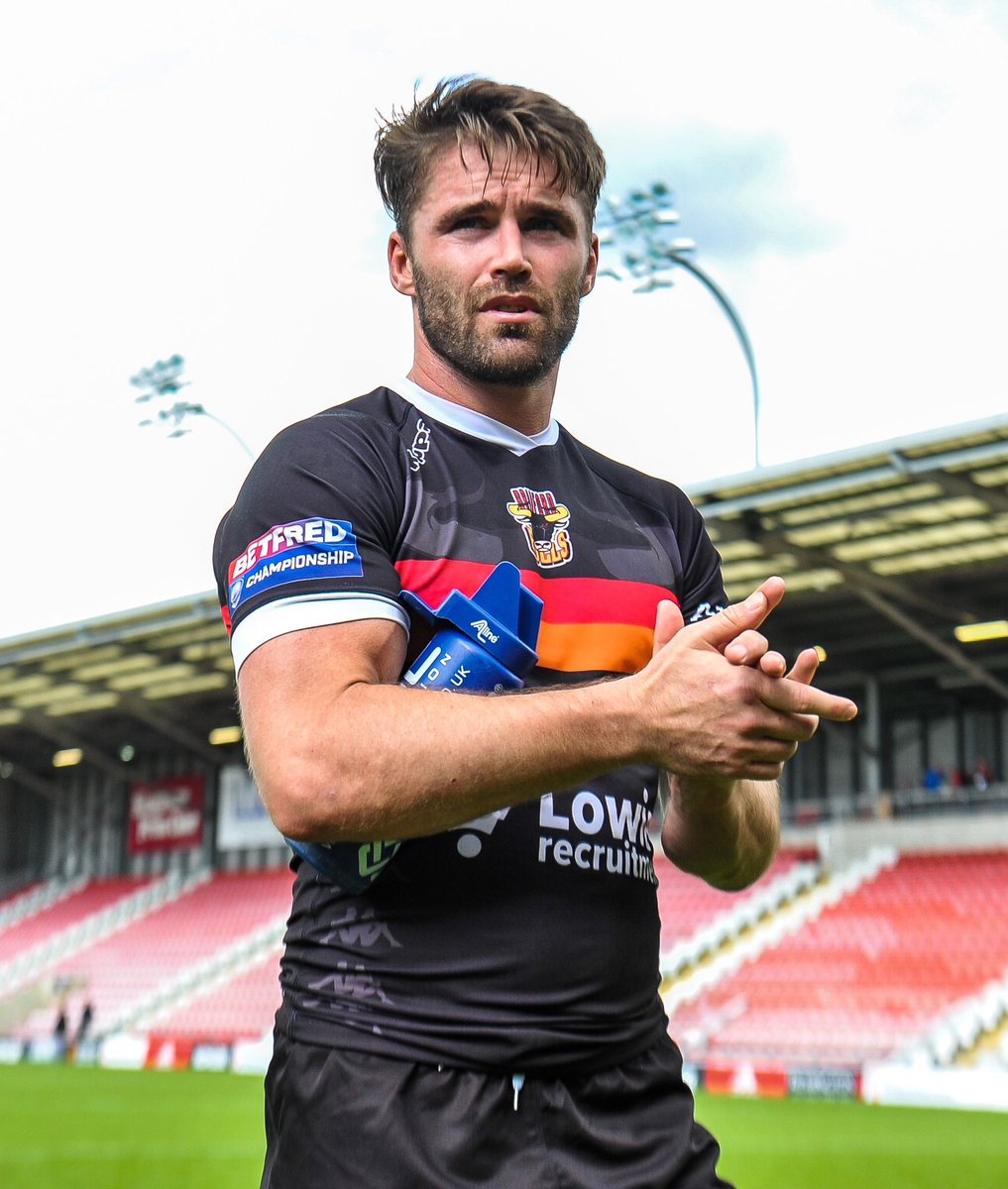 Fit Famous Males on Twitter: "Ashley Gibson 🔥🔥 30% OFF ⬇️⬇️ http