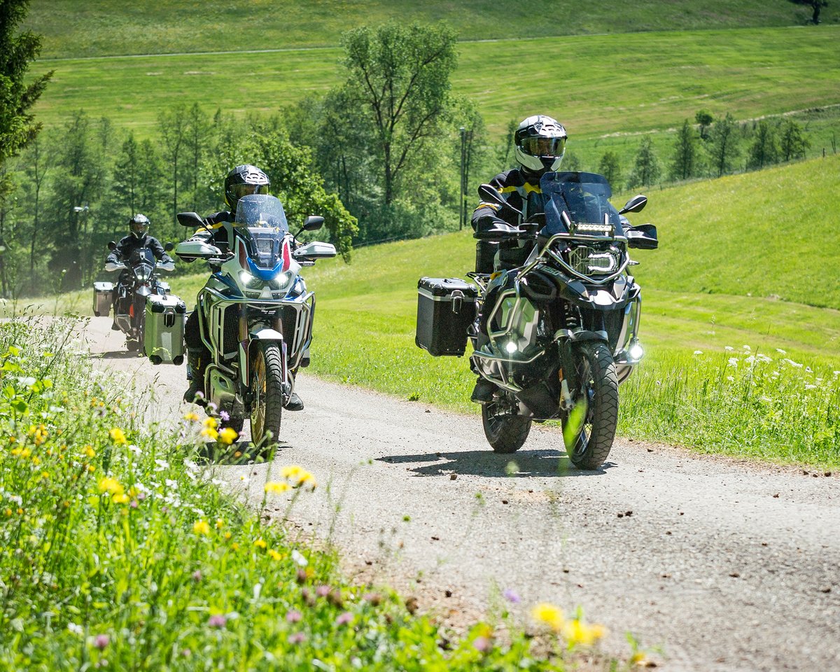 TOURATECH's tweet photo. We wish everyone a happy working holiday! ☀️👷 #labourday #erstermai #tagderarbeit Where is the journey going today? 🌍 🏍️
#touratech #madeforadventure #bmw #makelifearide #ktm #790adventure #yamaha
#tenere700 #honda #africatwin #offroad #offroadriding #hardluggage #motorcycle https://t.co/egh19lEb5J