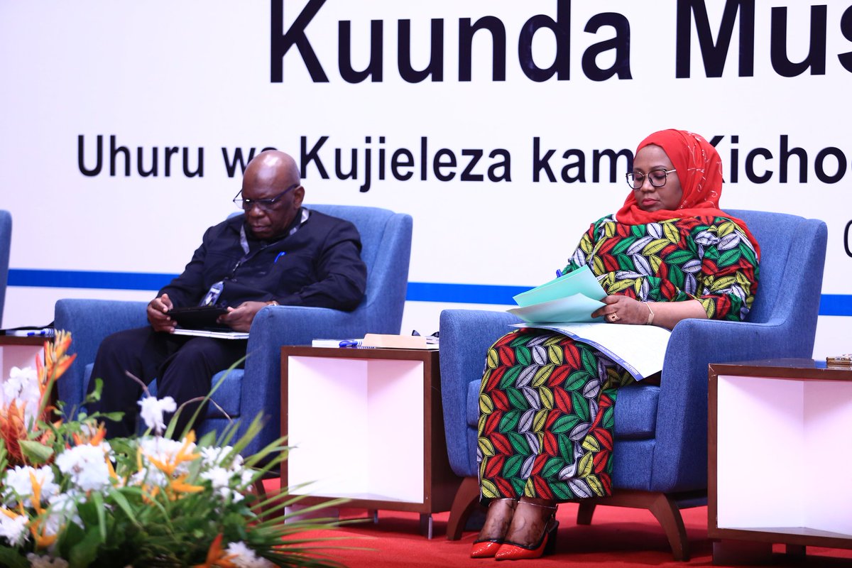 WPFD_TZ's tweet photo. Day 1 - Towards Commemorating 30 years of #WPFD2023_TZ

~ Gender equality is not just a moral imperative, it's also an economic one. Companies that prioritize diversity and inclusion perform better and are more innovative.

#DemokrasiaYetu
#VyomboVyaHabariHuru https://t.co/yr6IQ3b9uj