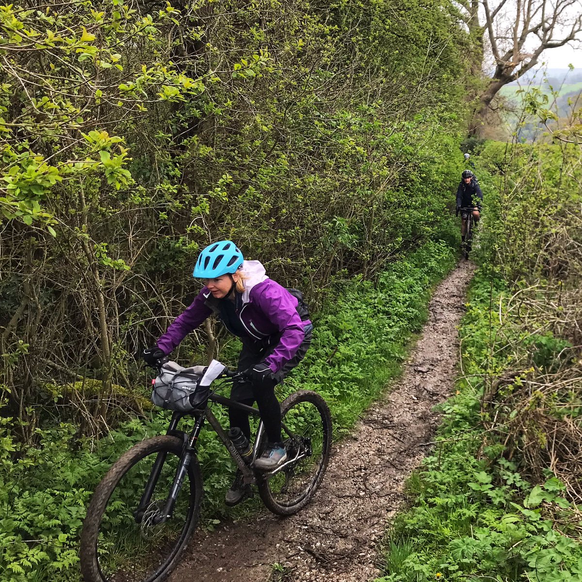 Day 2 of the <a href="/BritishCycling/">British Cycling</a> FunMBL #mtbleadership course. 6 new enthusiastic leaders, skilled and keen to address the lack of #diversity in mountain biking. Congrats all and super tutoring from <a href="/AneelaMckenna/">Aneela McKenna</a>