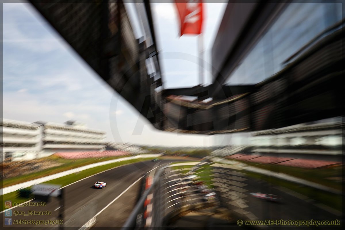 Az_Edwards's tweet photo. It's been nearly 6 months! Good to be back out wandering around a race race, taking in the sights and sounds. Some pretty cool cars on track yesterday π 1/2 #gtcup #fastfords #brandsgp https://t.co/WagLKAGtUx