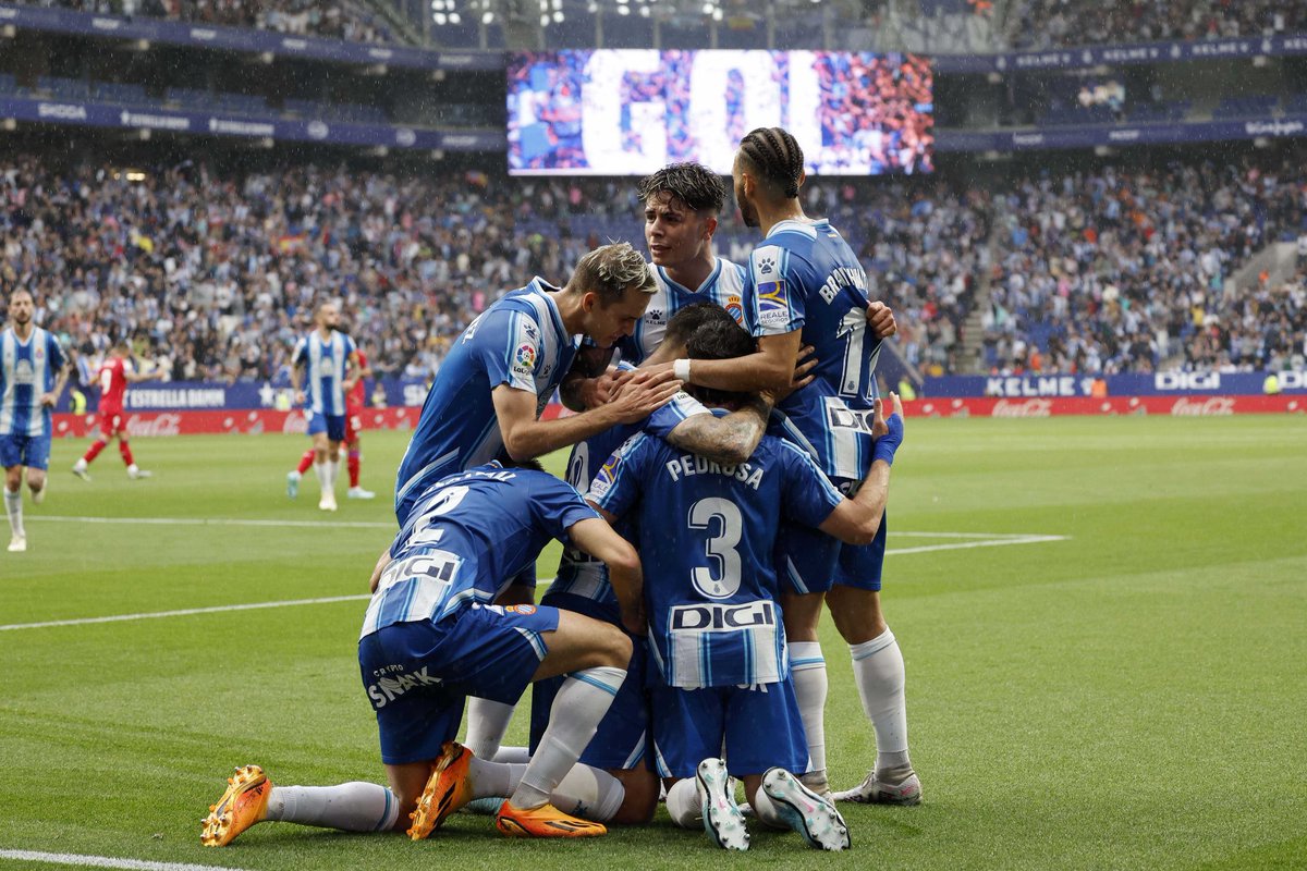 ctorrentbo's tweet image. #1de7, el jueves nueva final, ¡a por la #2de7 equipo! #FemHoPossible #Espanyol Soldados de @Luis_Garcia__10 💪💪💪