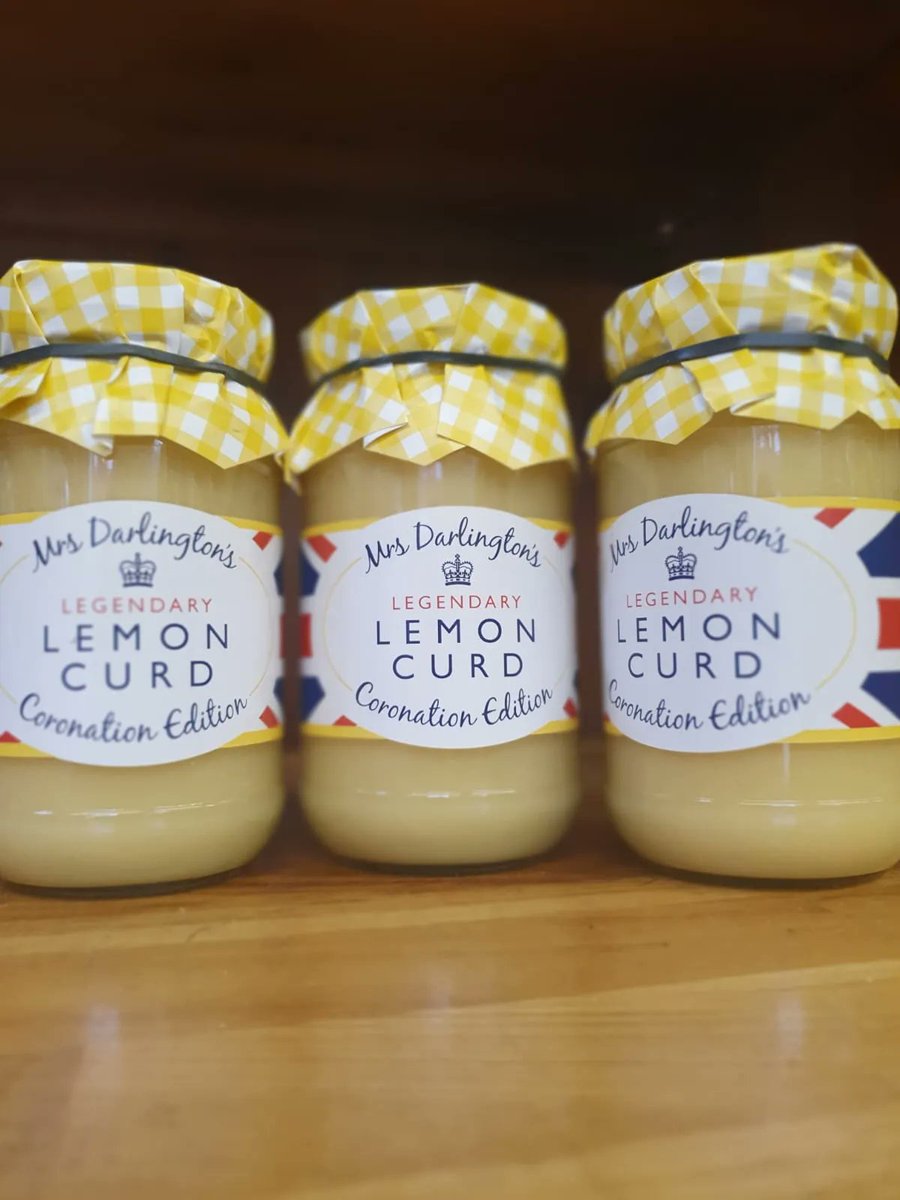 How can you resist Mrs Darlington’s lemon curd? It’s the best.🍋 Great to take on your Coronation picnic! 🧺 At Memorial Stores we stock lots of British brands you won’t find in the supermarkets, both local and from a little further afield… 🇬🇧 @mrsdarlingtons