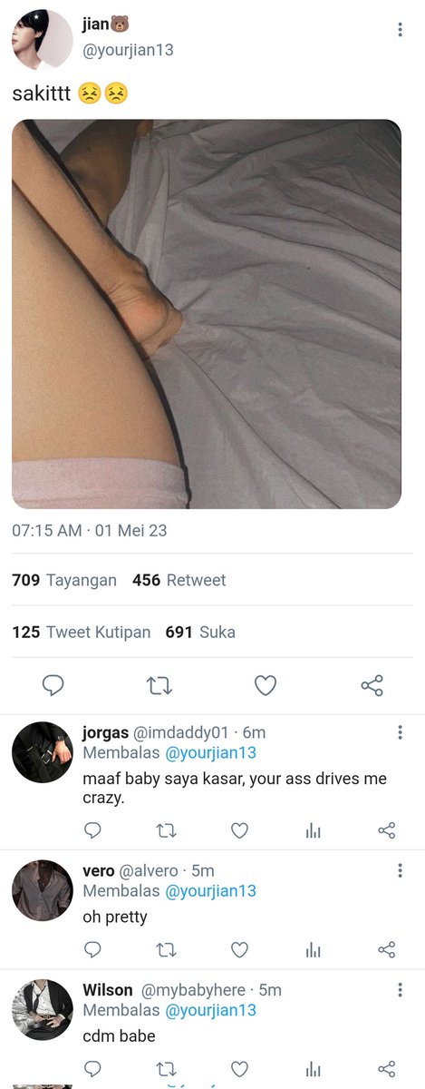 natashaciaa's tweet photo. Jalang?
— few tweets #yoonminau

"I like everything about him, but a lot of people prefer he body." https://t.co/Y6j8Mx0dQ2