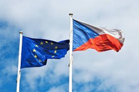 Před 19 lety, 1. května 2004 vstoupilo Česko oficiálně do EU. V referendu pro vstup hlasovalo více jak 77% jeho občanů. Dnes stejně jako tenkrát platí, že přes všechny výhrady, které k EU můžeme oprávněně mít, je mnohem lepší být v EU, než být mimo tento prestižní spolek.