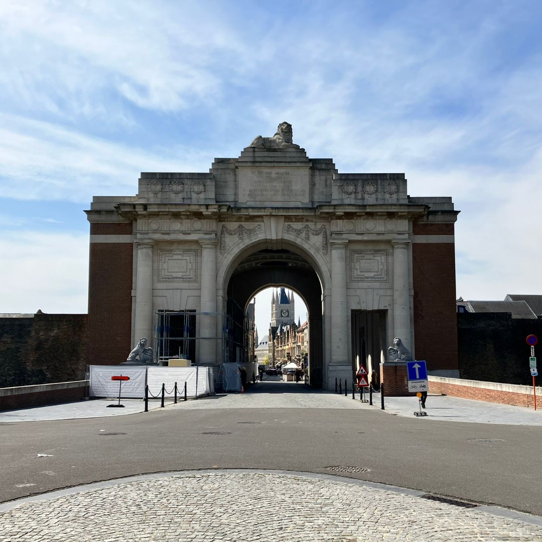 CWGC's tweet photo. Work has begun on the Menin Gate Restoration project!

Keep up to date with the latest news from Ieper, Belgium, by following our social media and checking our website here: https://t.co/r9baJlNNNV

#MeninGateMonday https://t.co/BNHnlldFmW