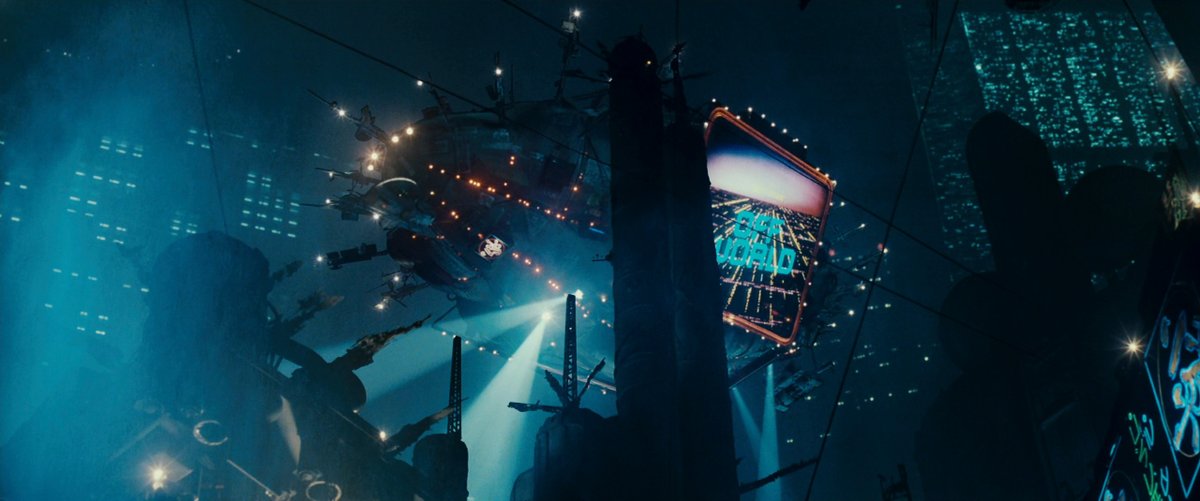TheCinegogue's tweet photo. Exteriors - Blade Runner https://t.co/dMQE17hkJm