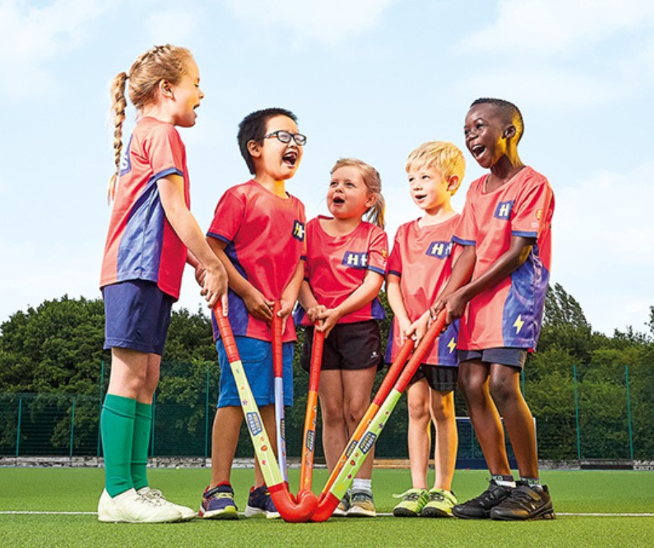 WakefieldHockey's tweet photo. The amazing Hockey Heroes programme is back at Wakefield Hockey Club from Weds 24th May. Kids ages 5-10 can join this fun, friendly 8-week introduction to hockey. Sign up for your STARTER PACK with sticks, t-shirt and cool stuff. Register today https://t.co/h8npUpbJuu Please RT https://t.co/wtiN0dYCtX