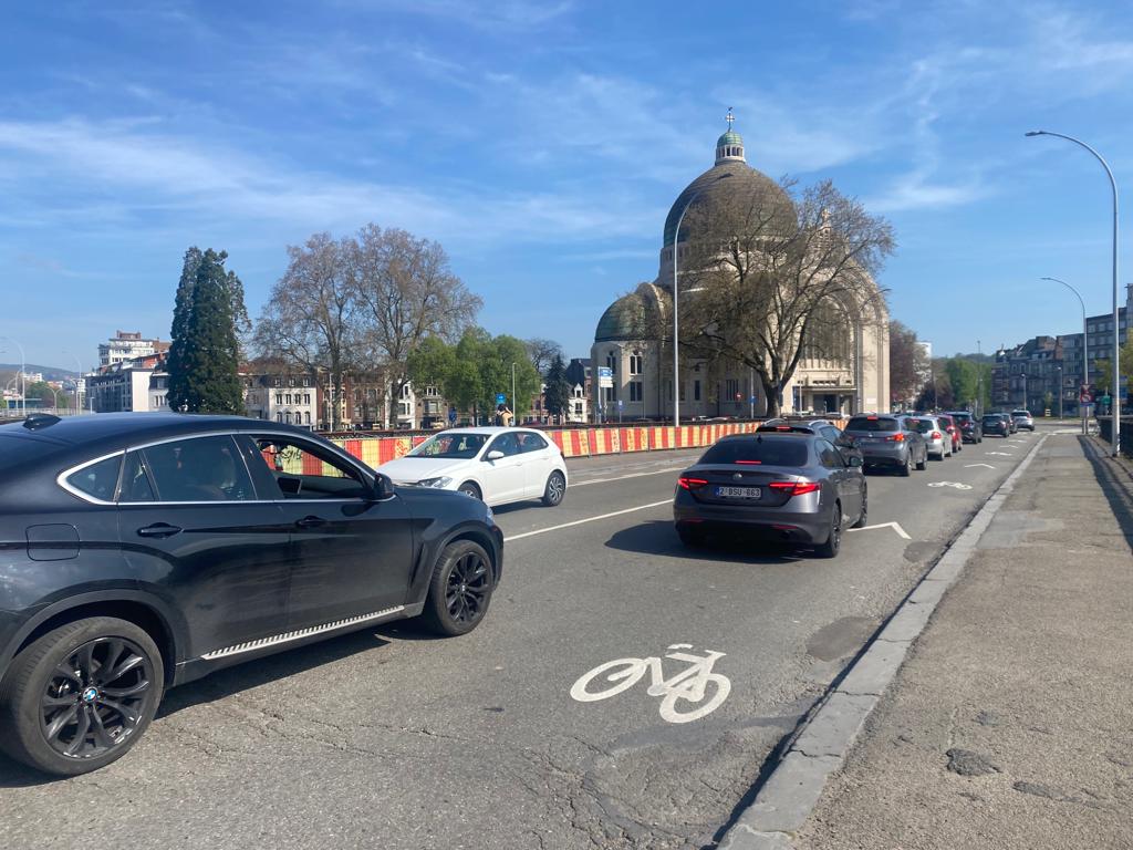 LucGOCHEL's tweet photo. 64 réclamations à propos de la rénovation à l’identique du pont de Fétinne: SPW, TEC, Gracq et AWAP vont se remettre autour de la table : https://t.co/BowXbvkmvH via @sudinfo_be #Liège #SPW #AWAP #Gracq #OTW #TEC https://t.co/e74QB4m5hW