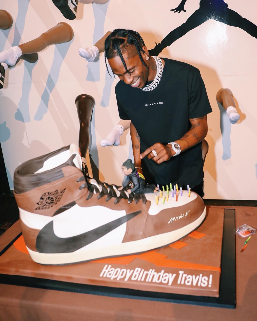 Happy 32nd birthday Travis Scott What s your favourite Air Jordan colab from La Flame so far? 