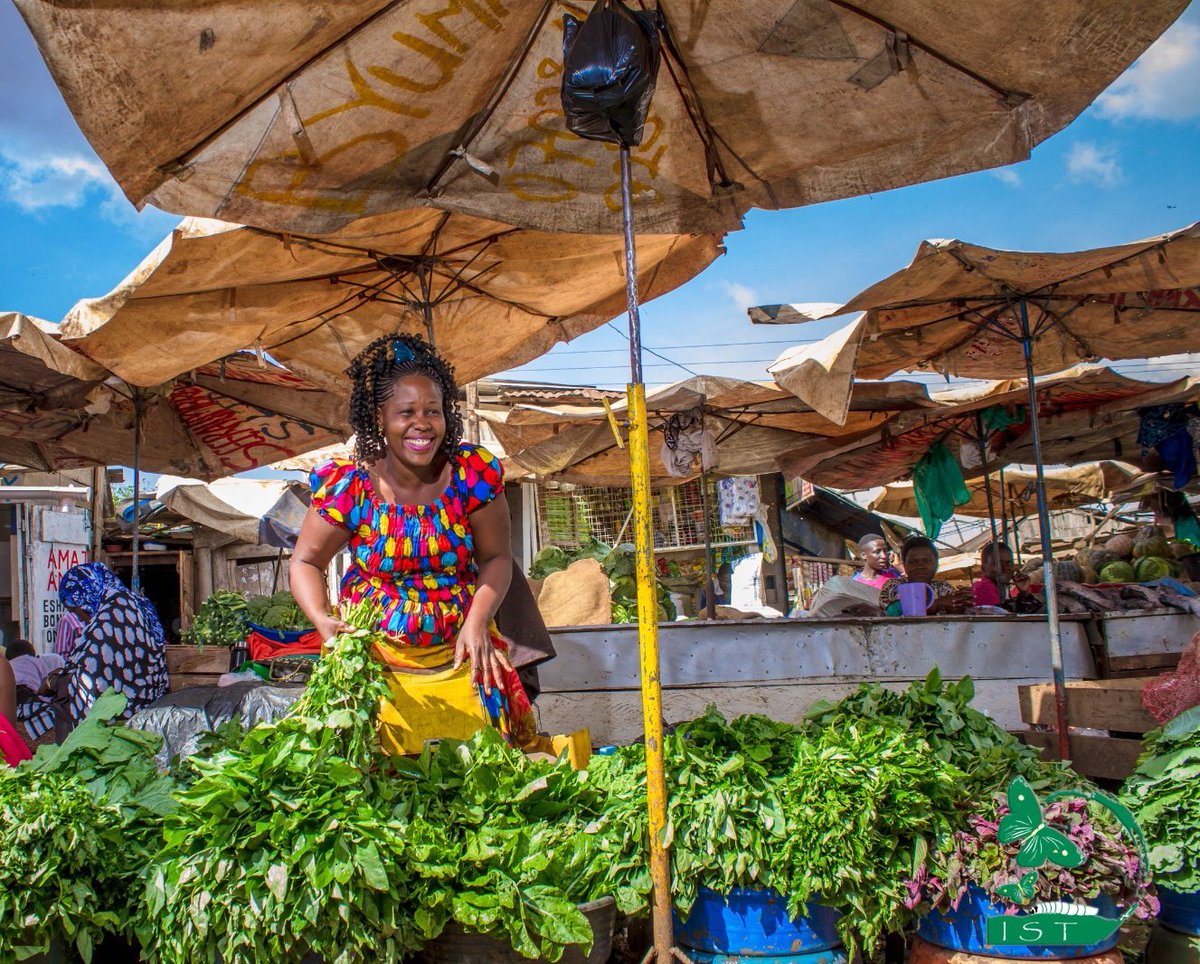 IST_Uganda's tweet photo. Today is the day to honor everyone striving hard in life to make it worthwhile.
As we celebrate International #LabourDay2023, our hearts are with women and youth working in markets. Their hard labour feeds us each and every day.
Happy Labour Day!
#WomenInMarkets https://t.co/lFoGa9wrR1