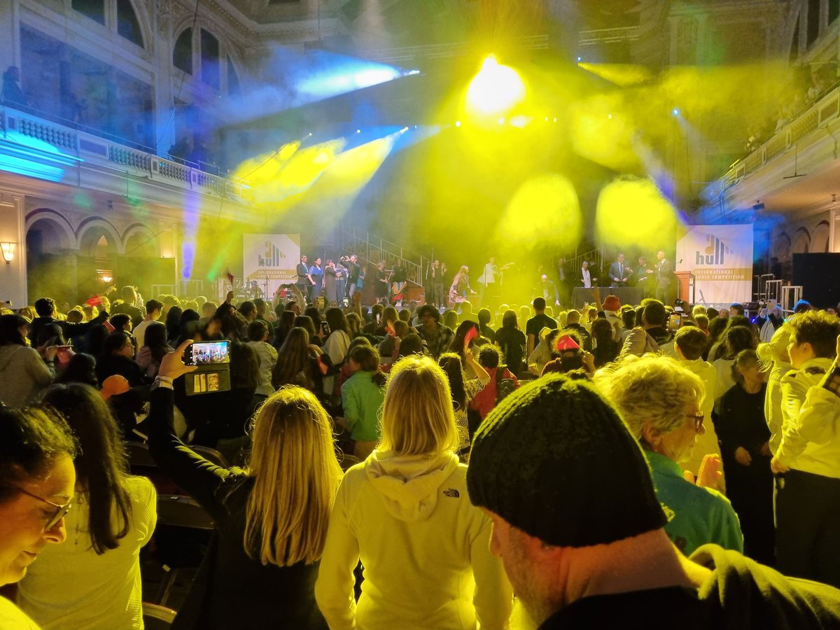 HotGospelUK's tweet photo. What an amazing event @INTERKULTUR #HullChoirComp has been, bringing people together in #Hull from across the globe in harmony! Huge congrats to our sister choir @AFOChoir on their performance in last night's closing ceremony. 💜🎶
#Hull #HullChoir #LiveMusic #Choir #ChoirLife https://t.co/qXvSxZr0Ty