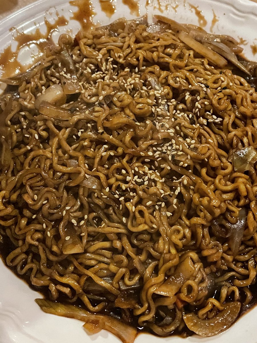 godbokkki's tweet photo. 주말에 뭐 많이 먹음 .. https://t.co/WDhlXU6iKb