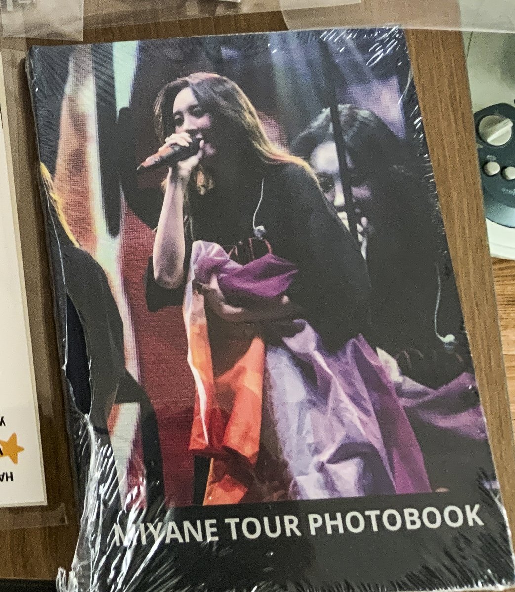 Sunmi_Union's tweet photo. ❗️ PREVIEW ❗️

SUNMI's Birthday Gift 2023 💜🎤

Here is a little preview of what we'll be sending SUNMI as a gift for her birthday!
It's nearly done, we'll deliver it in a few days ^^

Credits are inside the Photobook and DVD both!
We'll share full information when it's ready 🥰 https://t.co/jGoOyVsaSg