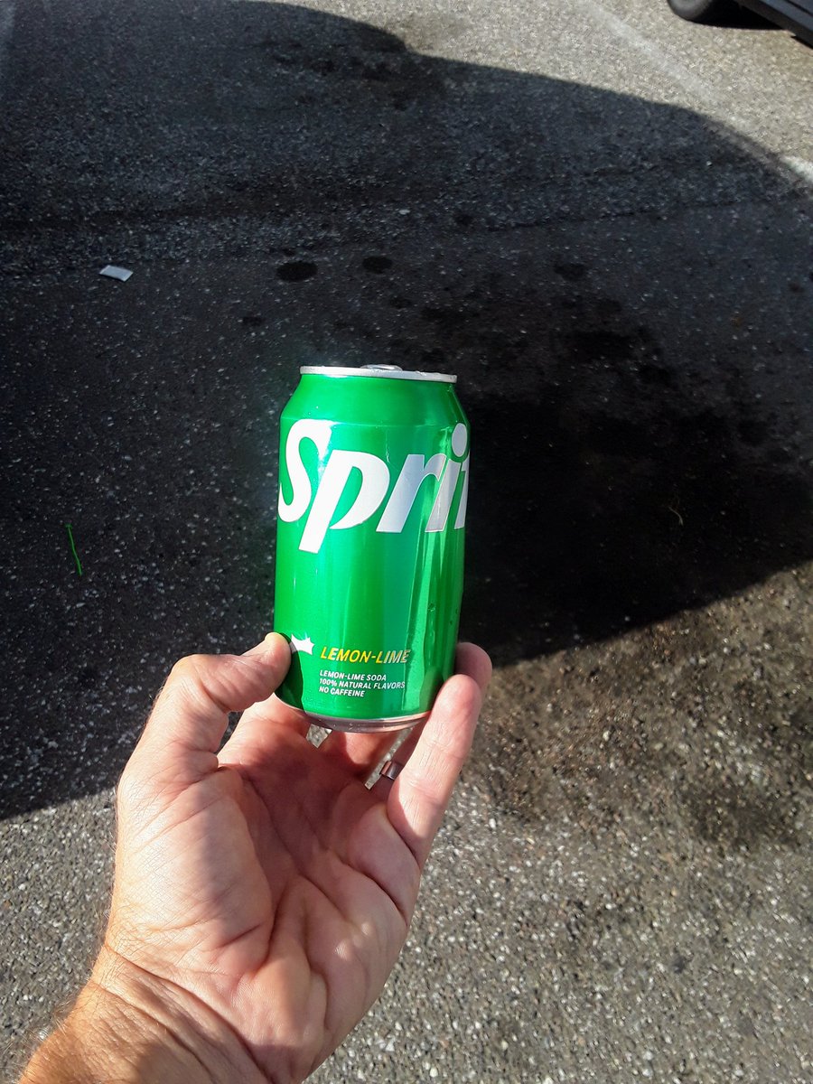 TJRPitt's tweet photo. #JustOne☝️piece of #Litter...
Imagine what the planet would look like if every person picked up just one piece of Litter today!
All we need is you...
🌎🌍🌏 https://t.co/0J2mAC6HSA