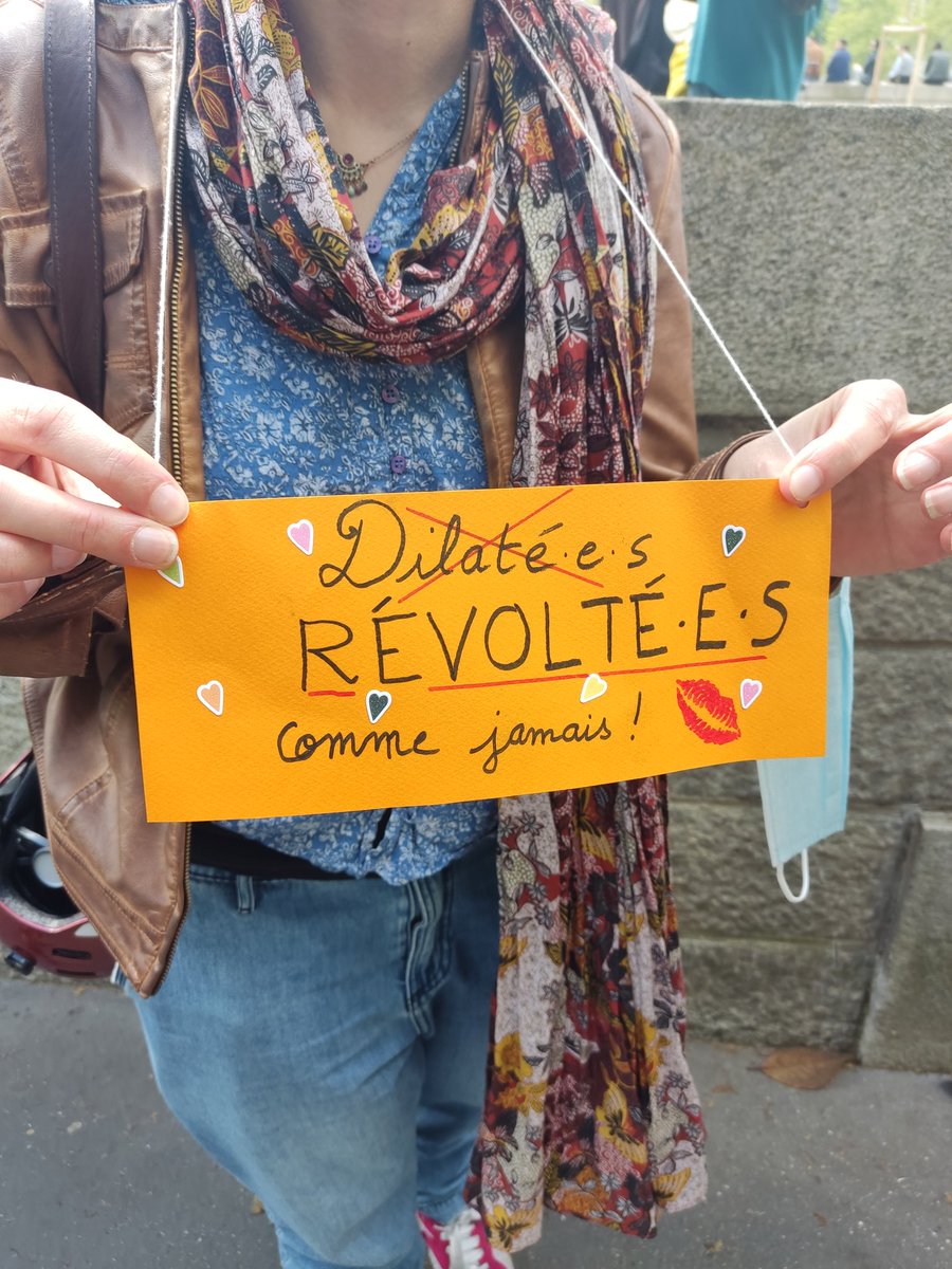 Vu en manif... #fetedestravailleurs #Nantes