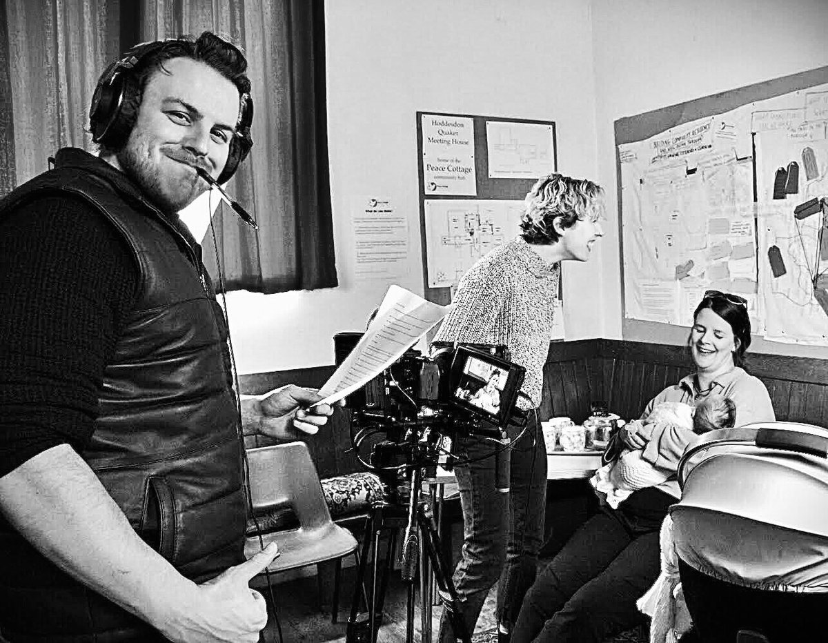 d82productions's tweet photo. Hope you’ve all had a great bank holiday weekend! 🎉
.
#duovirifilms #showreel #actor #actorshowreel #filmmaking #BehindTheScenes https://t.co/gA9nVuHEAv