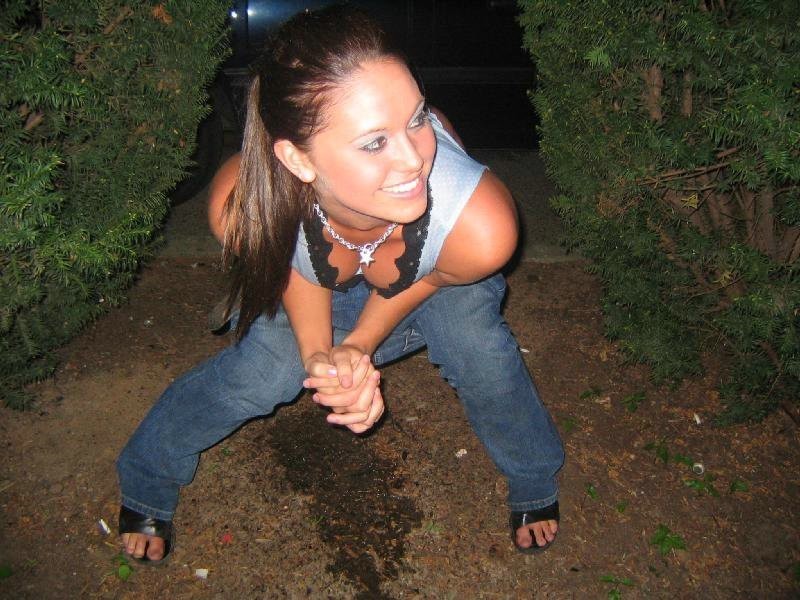 TheIconoclast17's tweet photo. 5/1/23 upload of girls #peeingoutside, #carpee, #squatingtopee, #publicpeeing, #peestream, #peeingwithfriends Part 4 https://t.co/Se9qjqwmN2
