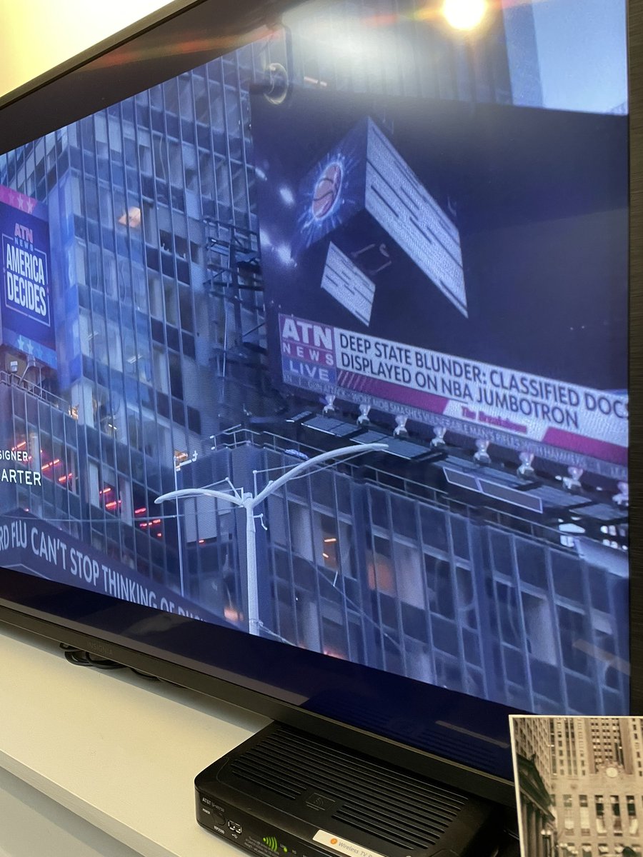 DavidHurst317's tweet photo. don’t know how long this has been in the title sequence but please god succession never stop throwing heaters https://t.co/dnEReu1l01