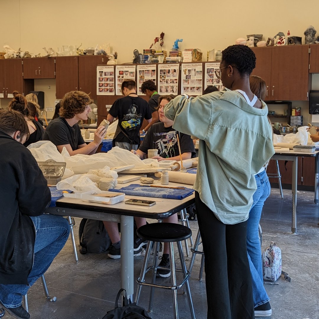 KearneyHigh's tweet photo. Last week, in Mrs. Olmstead's Ceramics class, Bearcats work on forming a human torso in their figurative art lesson! We can't wait to see how our students do with this project!π«Ά
#bearcats #kearneyhigh #hypecrew https://t.co/A0S0B0oRuJ