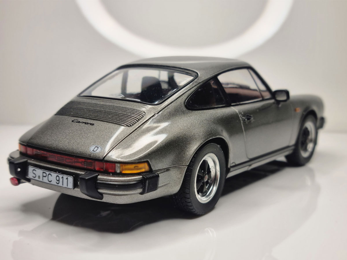 RevellGermany's tweet photo. Porsche 911 G Model Coupé in scale 1:24 built by Maciej Misiorny.
#revellgermany #scalemodel #discoverrevell #modellbau #revellkit #modelkit #porsche911 #porsche #911 https://t.co/eiVabE8wKy
