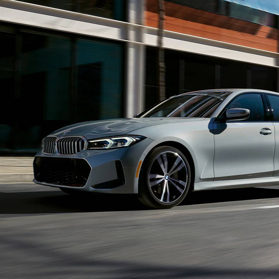 BMWBloomfield's tweet photo. The BMW 3 Series is a dynamic and sporty luxury sedan that offers a perfect blend of performance, style, and comfort. Get into a classic BMW. 😍 Check our inventory 👉https://t.co/MLcYAOiXhq 
#BMW #BMWLove #BMWLife #BMWgram #BMW3Series https://t.co/OrUKRrJU1u