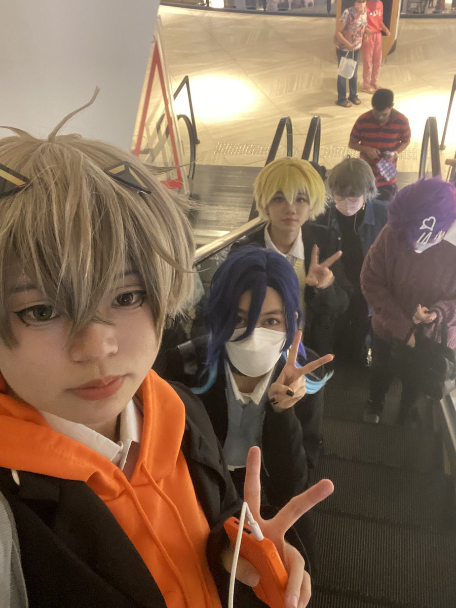 bao_jae's tweet photo. Thank u Alban coming to Malaysia and I’m very happy and excited today to see you! Tq for noticing me! I love you!!😘😘

#AlbanKnox #AlbanKnoxcosplay #animefestplus2023 https://t.co/hSby0xe7PN