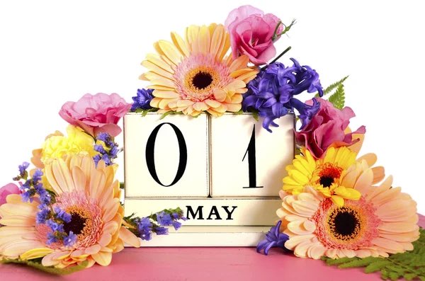 PowerCrew's tweet photo. Happy May Day everyone! 

Want to say thanks to all of our families, friends, clients and followers for supporting us! 

Grateful for the new month!

#customerservice #servicecompany #trades #homeservices #electrician #craftsmanship https://t.co/oQwaq71JGg