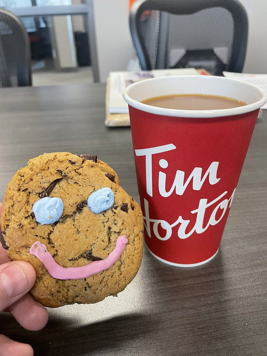 No better way to start a Monday then with a <a href="/TimHortons/">Tim Hortons</a> coffee and #SmileCookie 

Love supporting <a href="/SpecialOCanada/">Special Olympics Canada</a> national partner with a delicious treat!