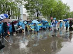 MaketheRoadNJ's tweet photo. #ICYMI: 300 + members of @ForTheManyNJ coalition braved the torrential rain to demand @GovMurphy continue to tax wealthy corporations and #FundOurNJ

Missed the action? Take action with us here: https://t.co/5FHUnVCRWl 

#FundOurNJ #FundOurFamiliesTaxAmazon https://t.co/Xa9HMOzTTC
