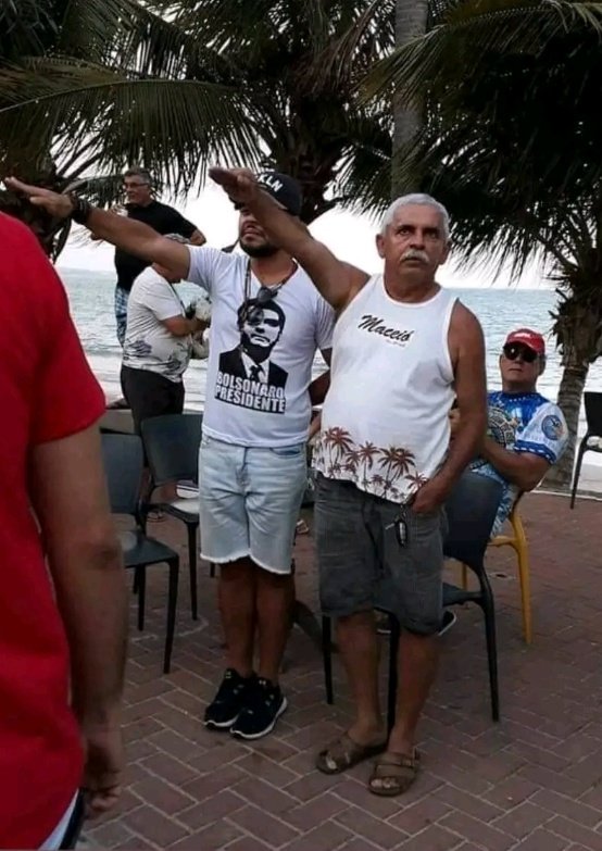 UltraLafa's tweet photo. Pessoa: meu deus, esse mundo tá perdido.

A mesma pessoa: https://t.co/JD2dzy0TKE