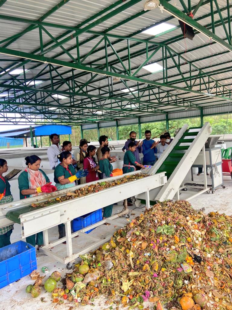 bmcbbsr's tweet image. A new MCC was added to the existing #WealthCentre at the Pokhariput.
The new 5 TPD MCC inaugurated today where two wards 46 &amp;amp; 63 will be tagged.
#WasteProcessing
#BhubaneswarFirst
