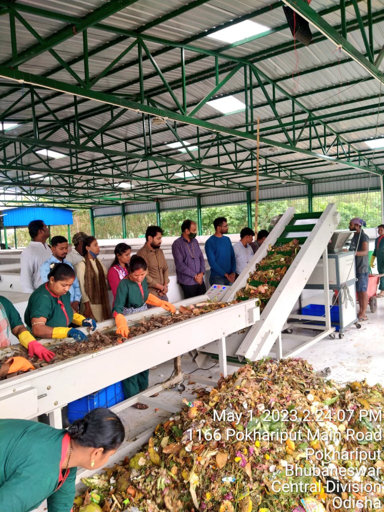 bmcbbsr's tweet image. A new MCC was added to the existing #WealthCentre at the Pokhariput.
The new 5 TPD MCC inaugurated today where two wards 46 &amp;amp; 63 will be tagged.
#WasteProcessing
#BhubaneswarFirst