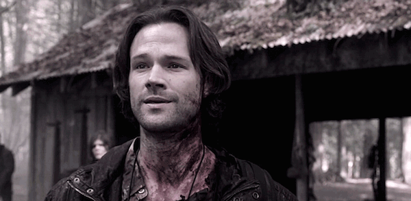 DeanIsntFine's tweet photo. Happy #SPNAiraversary to #Supernatural  13.21 "Beat the Devil."

Aired May 3, 2018.

Written by @robertberens. Directed by Phil Sgriccia. Guest starring @dicksp8jr and @RuthieConnell.

What's your favorite line or scene? Share below! https://t.co/zZ8aHk9MuY
