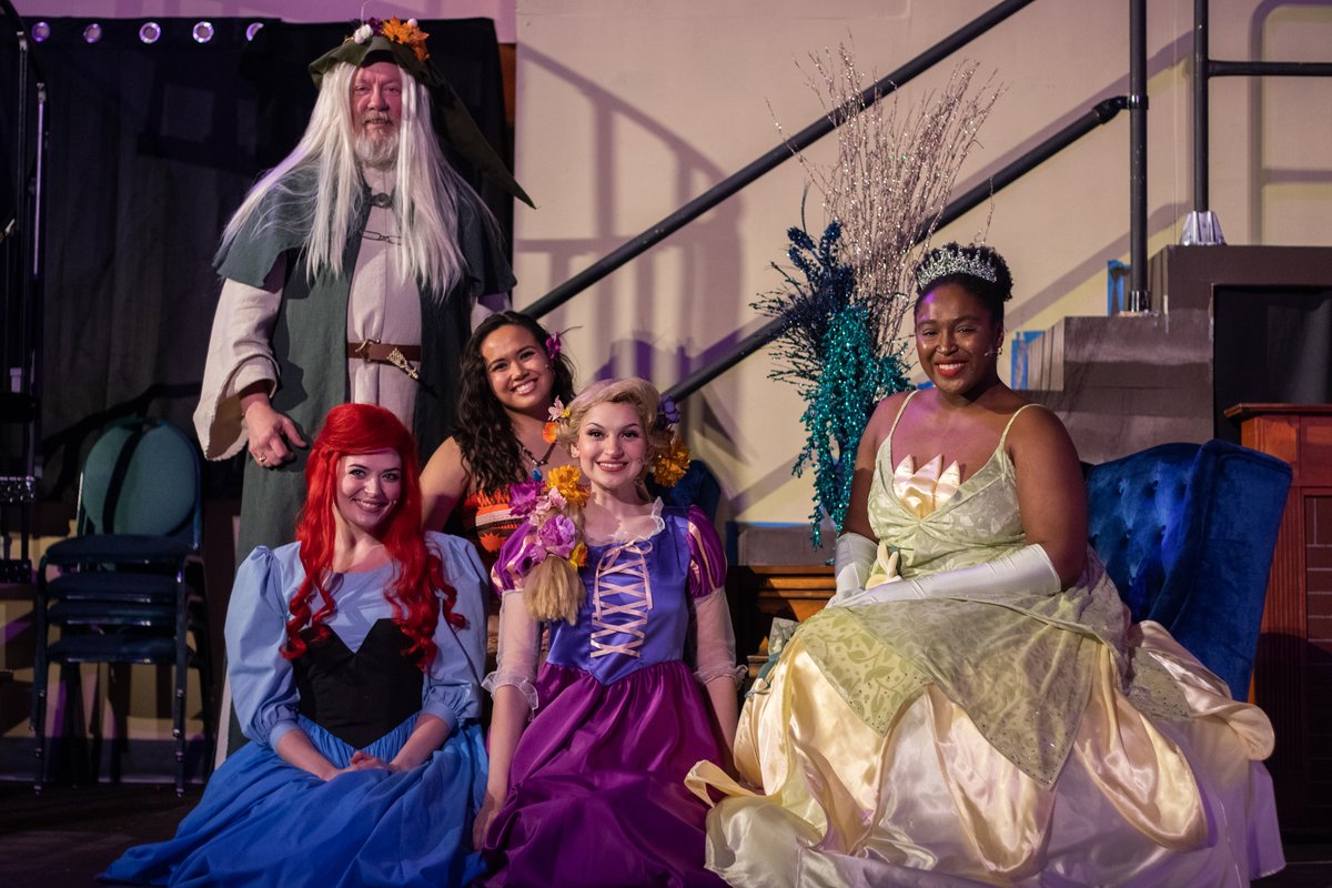 Mirror, mirror on the wall, who's the best mom of them all? 💕 Treat her to a magical Fairytale Brunch for Mother's Day at the Ritz Theater and Performing Arts Center!

Buy your tickets here➡️ ow.ly/4vTl50NRWik

#mothersday #theater #moms #brunch #scranton