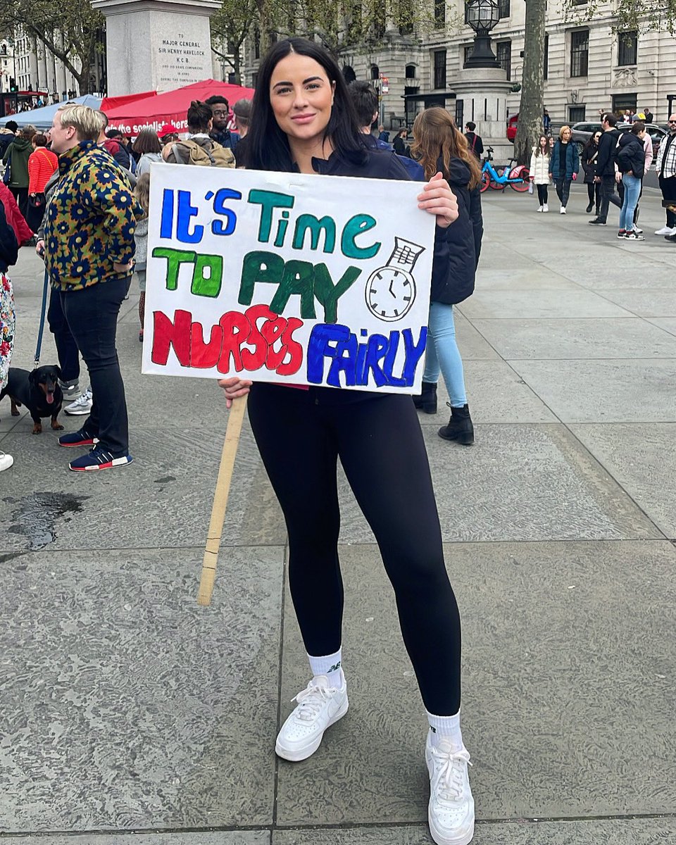 Striking & marching with team ED today! 🪧👊🏼💪🏼 #nursesstrike #RCNstrike #FairPayForNurses