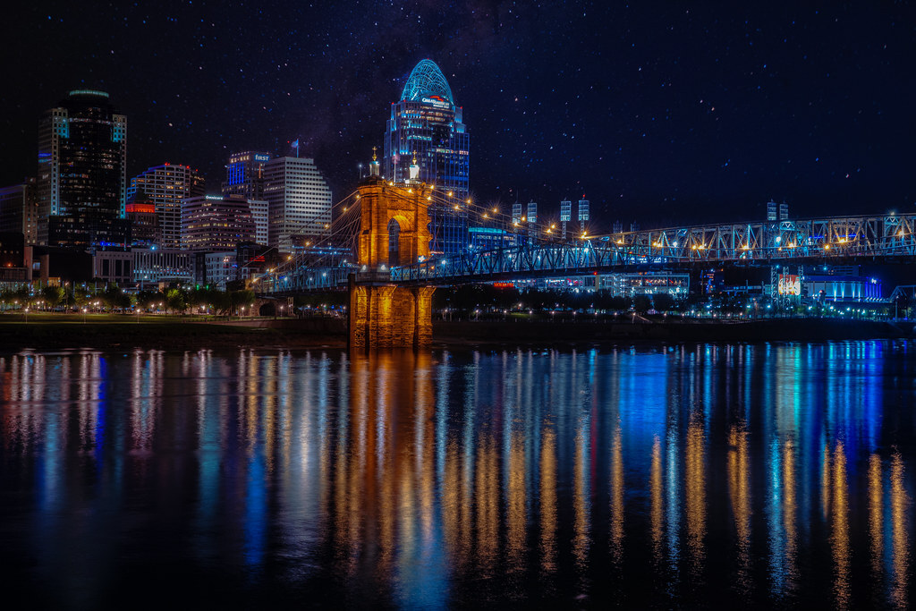 nixter's tweet photo. Night moves, my new picture on #Flickr https://t.co/u6IzmOjSuw #Photography https://t.co/1cxW8nvXf1