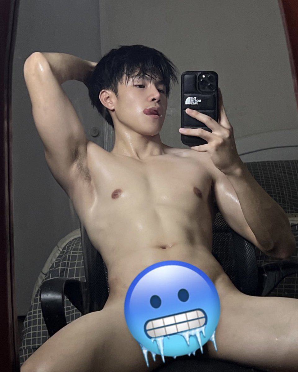 Innocentjap6's tweet photo. Beat that boy with a bat https://t.co/hSB4j405IB